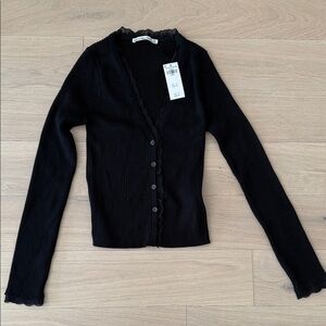 A&F Black lace  Ribbed V-Neck Button Cardigan